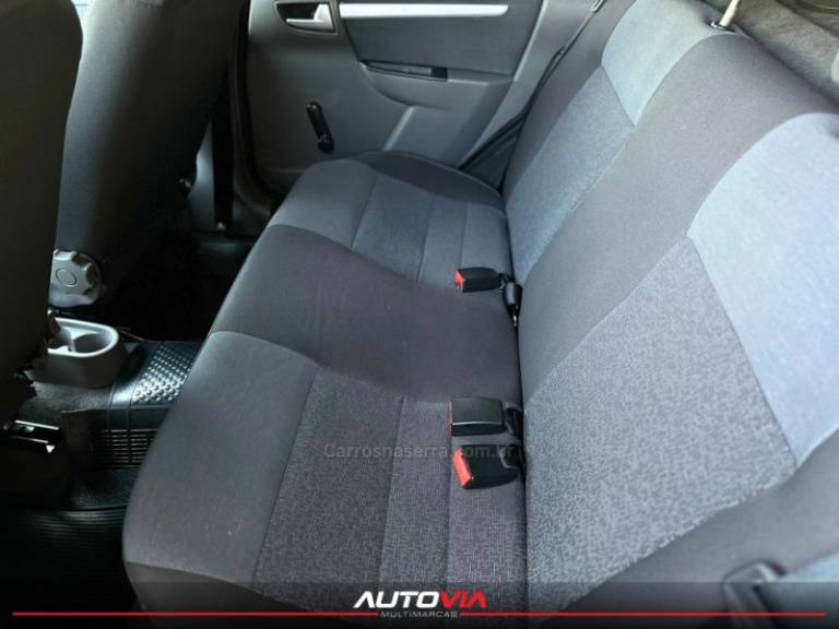 CHEVROLET - PRISMA - 2012/2012 - Cinza - R$ 31.900,00