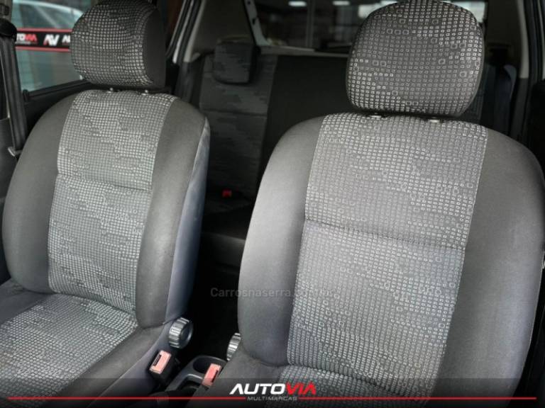 RENAULT - SANDERO - 2010/2010 - Branca - R$ 31.900,00