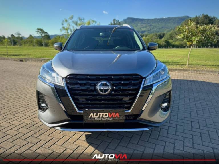 NISSAN - KICKS - 2023/2024 - Cinza - R$ 114.900,00