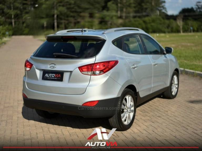 HYUNDAI - IX35 - 2012/2013 - Prata - R$ 67.900,00
