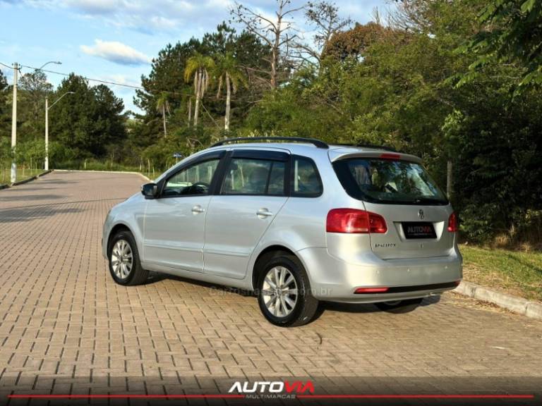 VOLKSWAGEN - SPACEFOX - 2011/2012 - Prata - R$ 41.900,00