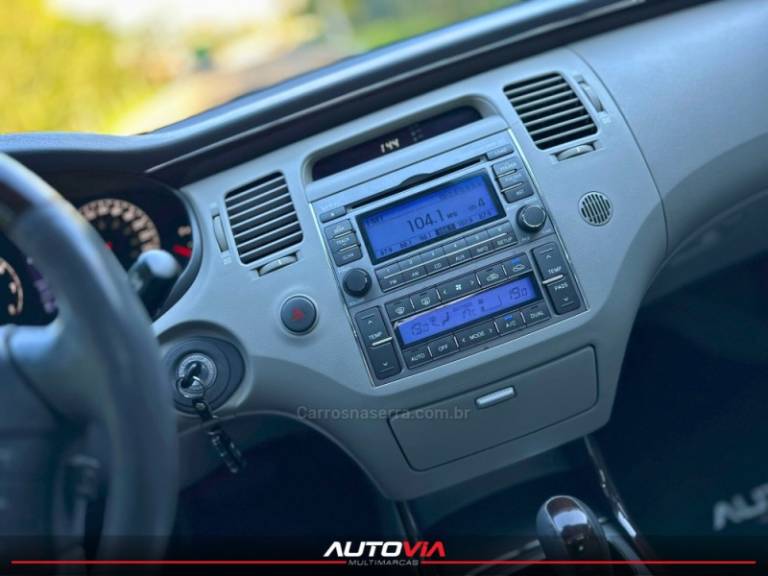HYUNDAI - AZERA - 2009/2010 - Preta - R$ 45.900,00