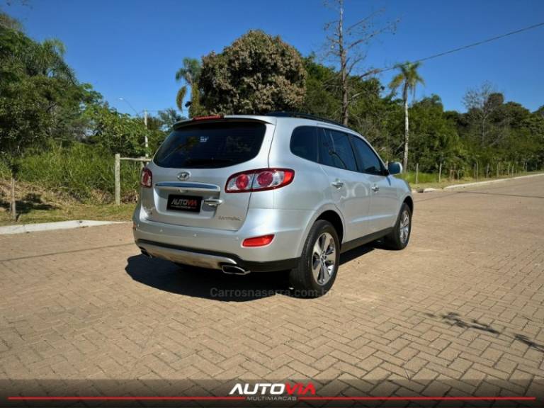 HYUNDAI - SANTA FÉ - 2011/2012 - Prata - R$ 57.900,00