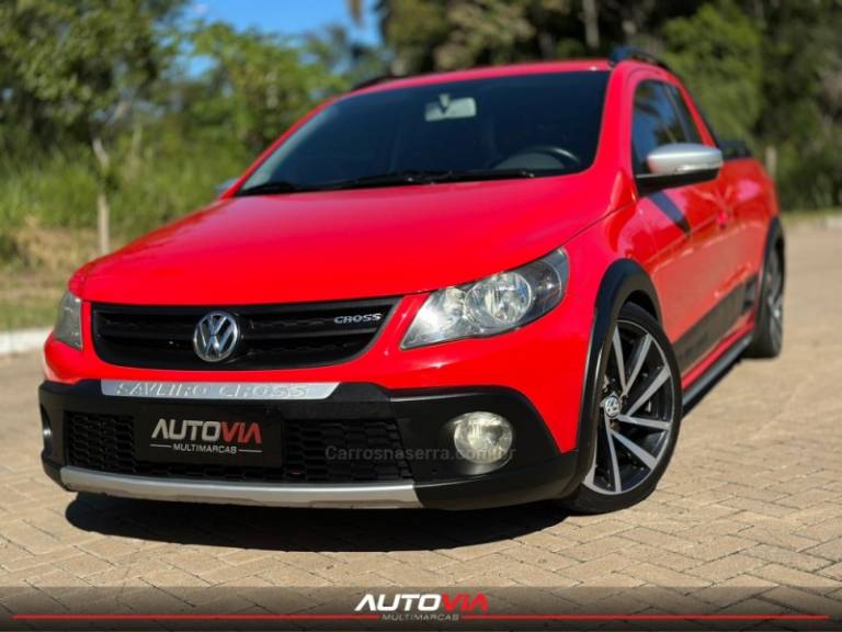 VOLKSWAGEN - SAVEIRO - 2012/2012 - Vermelha - R$ 56.900,00