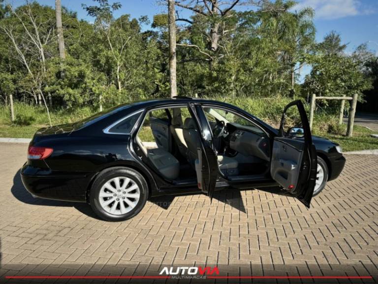 HYUNDAI - AZERA - 2009/2010 - Preta - R$ 45.900,00