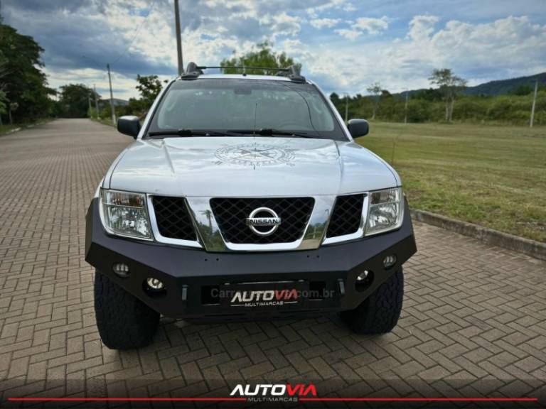 NISSAN - FRONTIER - 2006/2007 - Prata - R$ 79.900,00