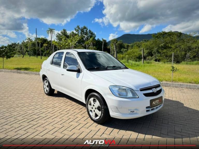 CHEVROLET - PRISMA - 2012/2012 - Branca - R$ 34.900,00