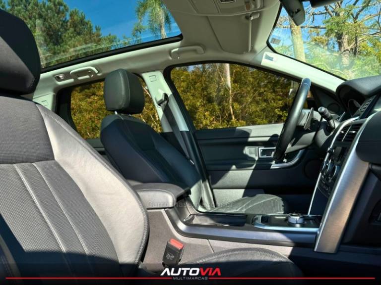 LAND ROVER - DISCOVERY SPORT - 2014/2015 - Prata - R$ 107.900,00