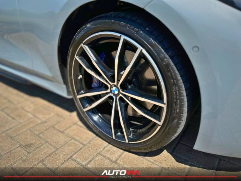 BMW - 320I - 2023/2024 - Cinza - R$ 309.900,00