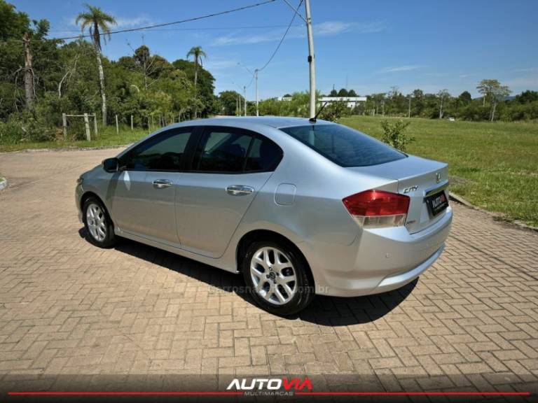 HONDA - CITY - 2009/2010 - Prata - R$ 45.900,00