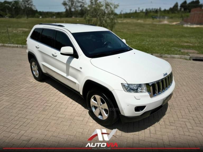 JEEP - GRAND CHEROKEE - 2011/2012 - Branca - R$ 59.900,00