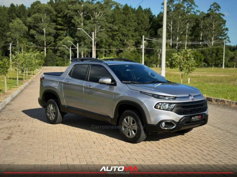 FIAT - TORO - 2020/2021 - Prata - R$ 97.900,00
