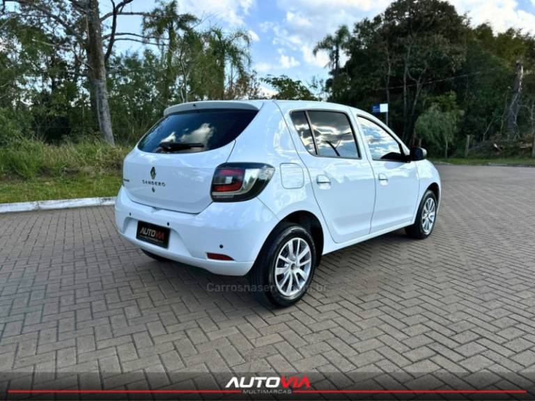 RENAULT - SANDERO - 2019/2020 - Branca - R$ 49.900,00