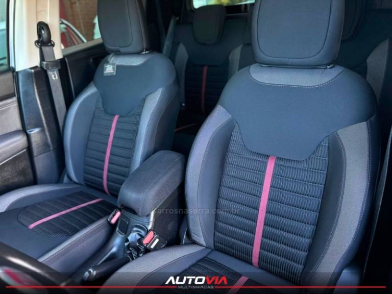FIAT - TORO - 2020/2021 - Prata - R$ 97.900,00