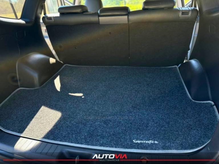 HYUNDAI - SANTA FÉ - 2011/2012 - Prata - R$ 57.900,00