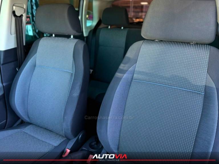 VOLKSWAGEN - POLO - 2011/2012 - Prata - R$ 43.900,00