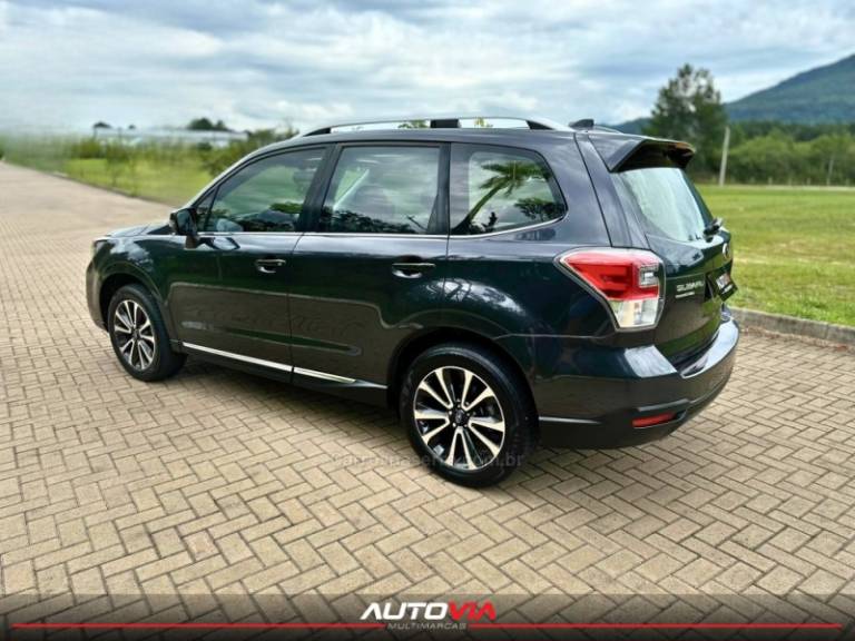 SUBARU - FORESTER - 2016/2017 - Cinza - R$ 89.900,00