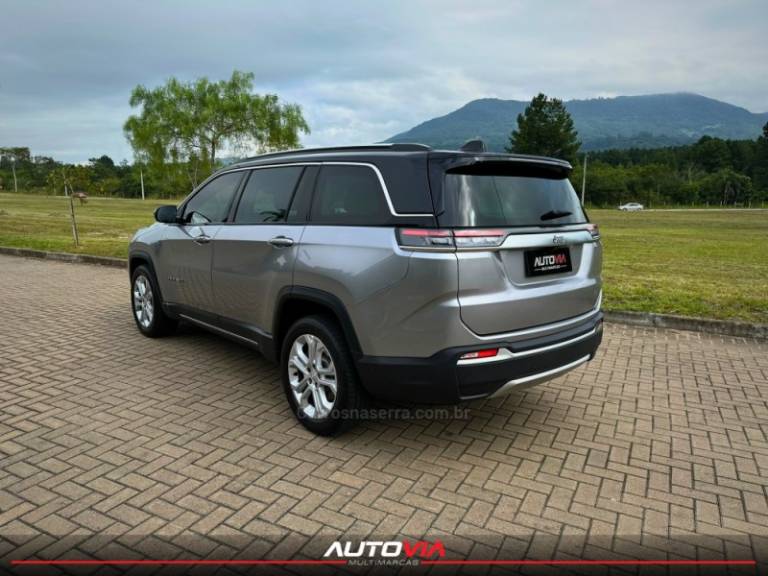 JEEP - COMMANDER - 2024/2025 - Cinza - R$ 179.900,00