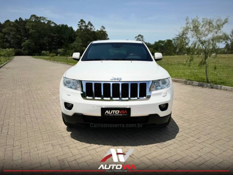 JEEP - GRAND CHEROKEE - 2011/2012 - Branca - R$ 59.900,00