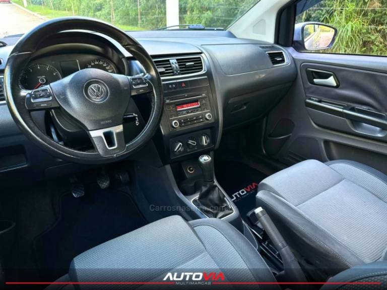 VOLKSWAGEN - SPACEFOX - 2011/2012 - Prata - R$ 41.900,00