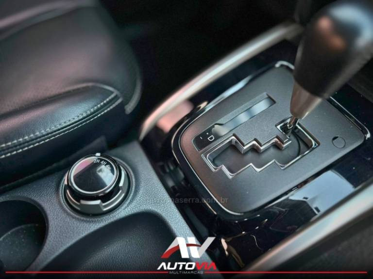 MITSUBISHI - L200 TRITON - 2018/2019 - Prata - R$ 165.900,00