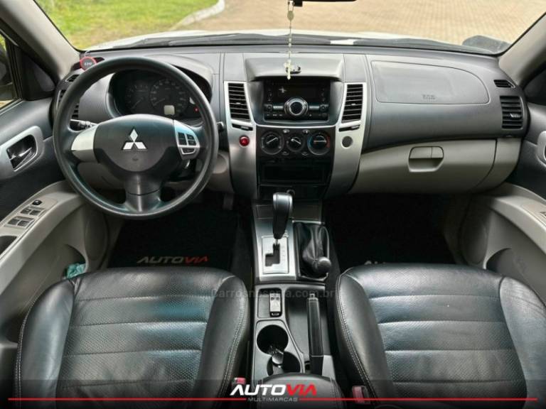 MITSUBISHI - PAJERO DAKAR - 2013/2014 - Branca - R$ 135.900,00