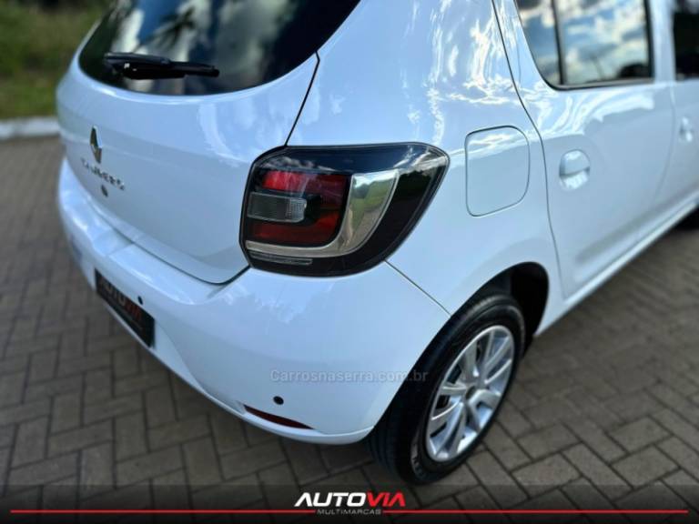 RENAULT - SANDERO - 2019/2020 - Branca - R$ 49.900,00