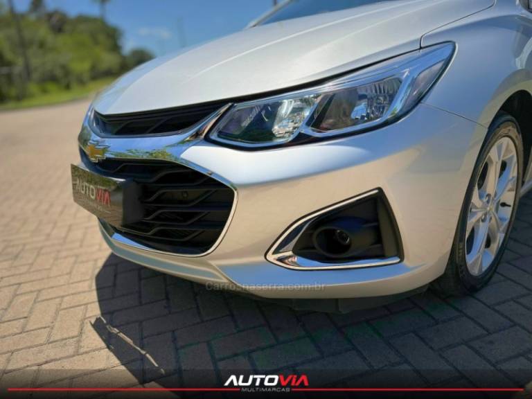 CHEVROLET - CRUZE - 2021/2022 - Prata - R$ 105.900,00