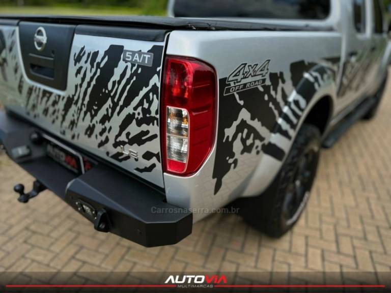 NISSAN - FRONTIER - 2006/2007 - Prata - R$ 79.900,00