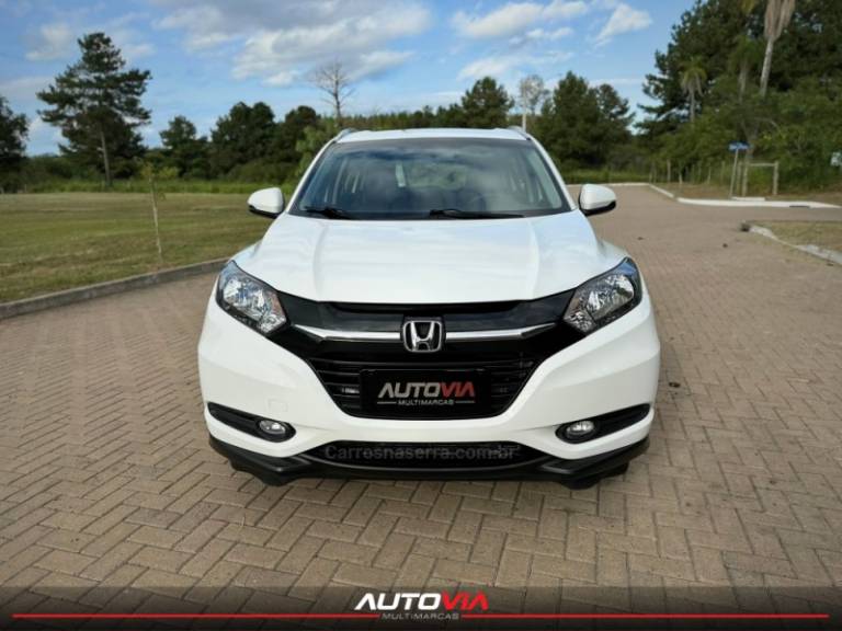 HONDA - HR-V - 2015/2016 - Branca - R$ 83.900,00
