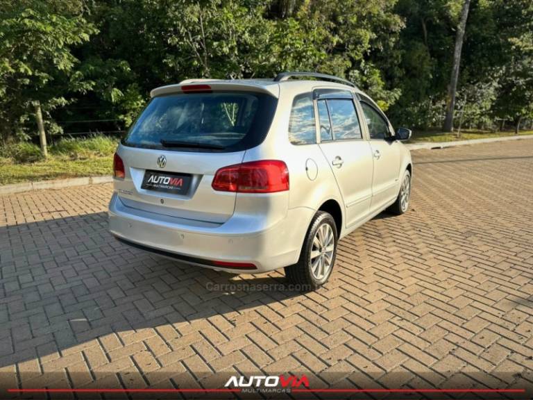 VOLKSWAGEN - SPACEFOX - 2011/2012 - Prata - R$ 41.900,00