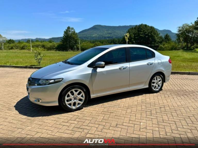 HONDA - CITY - 2009/2010 - Prata - R$ 45.900,00