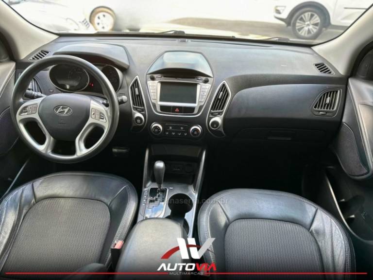 HYUNDAI - IX35 - 2012/2013 - Prata - R$ 67.900,00