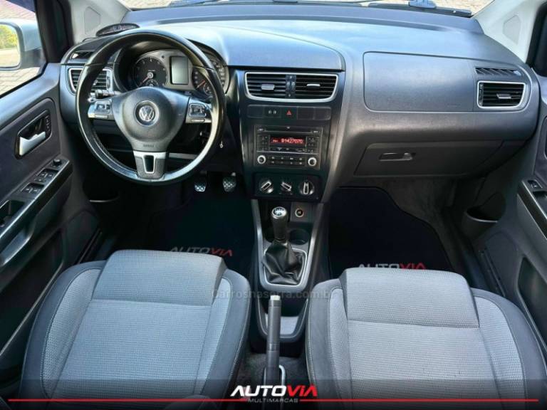 VOLKSWAGEN - SPACEFOX - 2011/2012 - Prata - R$ 41.900,00