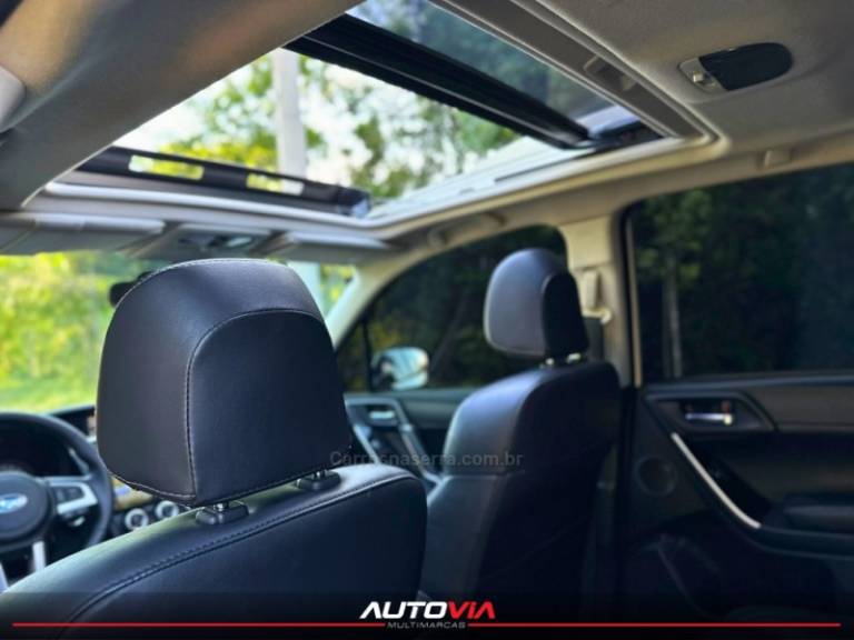 SUBARU - FORESTER - 2016/2017 - Branca - R$ 112.900,00