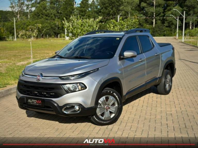 FIAT - TORO - 2020/2021 - Prata - R$ 97.900,00
