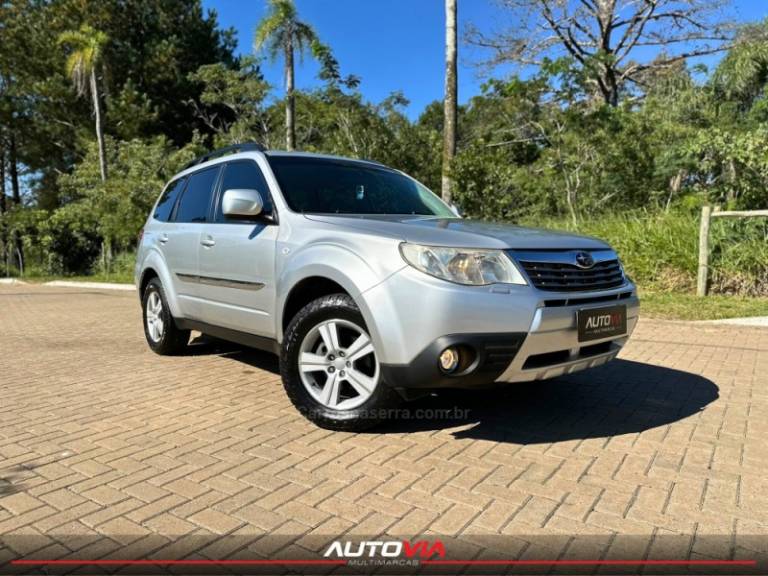 SUBARU - FORESTER - 2009/2010 - Cinza - R$ 42.900,00