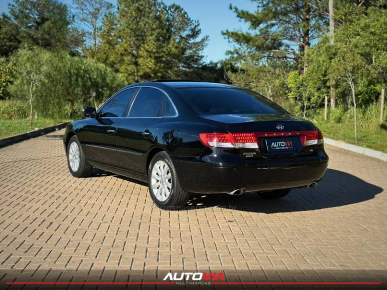 HYUNDAI - AZERA - 2009/2010 - Preta - R$ 45.900,00
