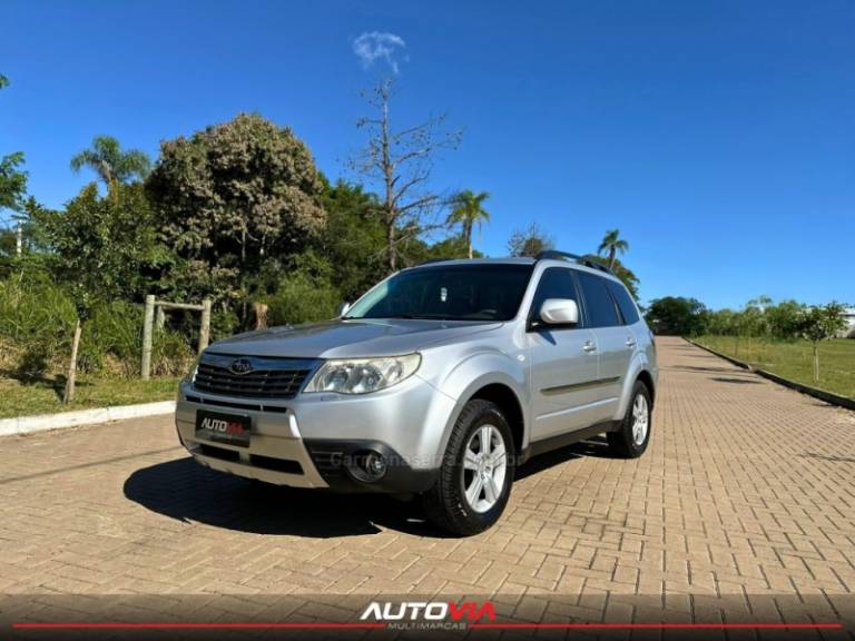 SUBARU - FORESTER - 2009/2010 - Cinza - R$ 42.900,00