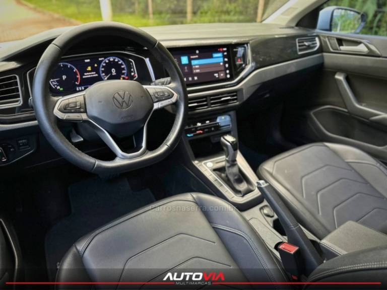 VOLKSWAGEN - POLO - 2024/2025 - Prata - R$ 108.900,00