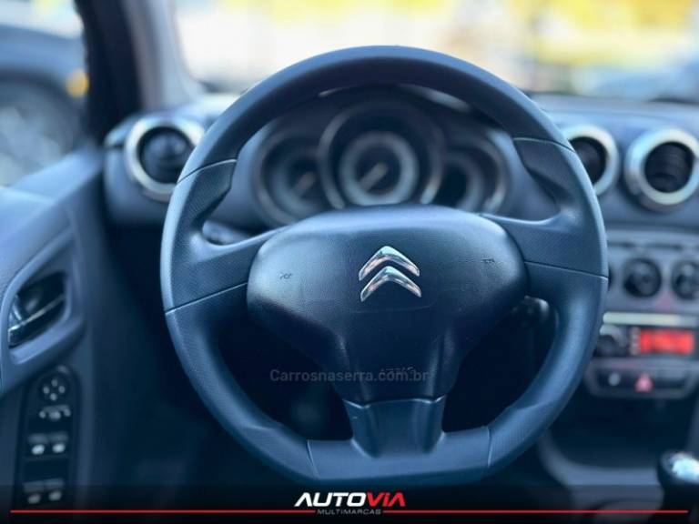 CITROËN - C3 - 2013/2014 - Vermelha - R$ 38.900,00