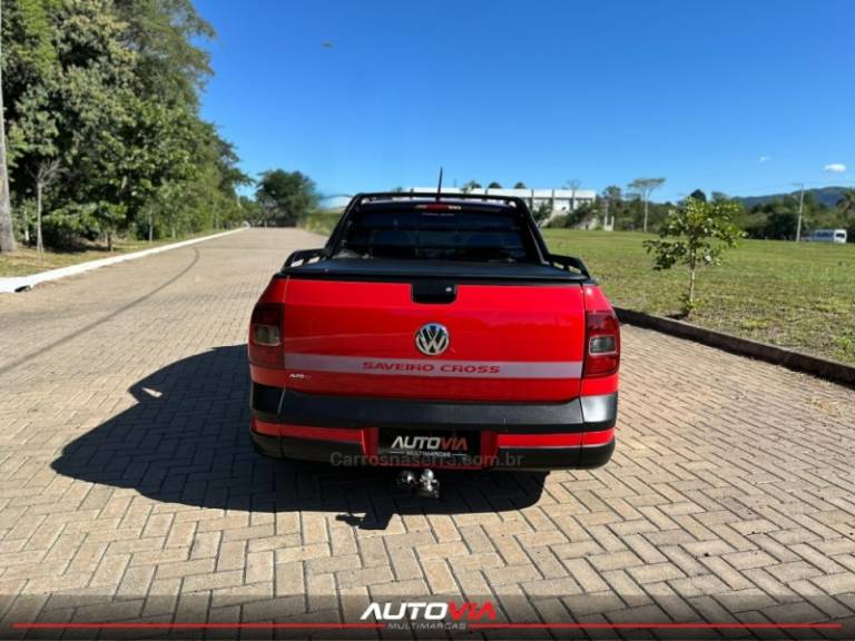 VOLKSWAGEN - SAVEIRO - 2012/2012 - Vermelha - R$ 56.900,00