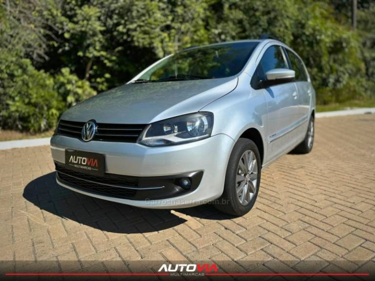 VOLKSWAGEN - SPACEFOX - 2011/2012 - Prata - R$ 39.900,00