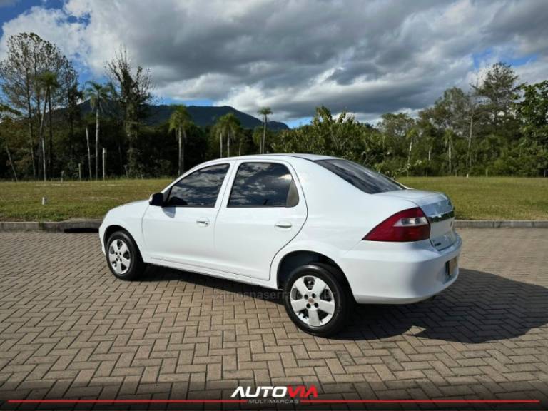 CHEVROLET - PRISMA - 2012/2012 - Branca - R$ 34.900,00