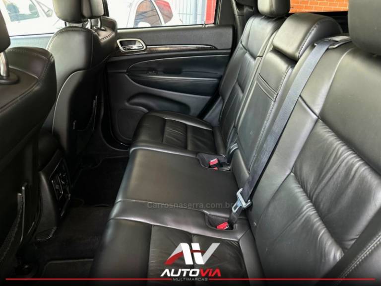 JEEP - GRAND CHEROKEE - 2011/2012 - Branca - R$ 59.900,00