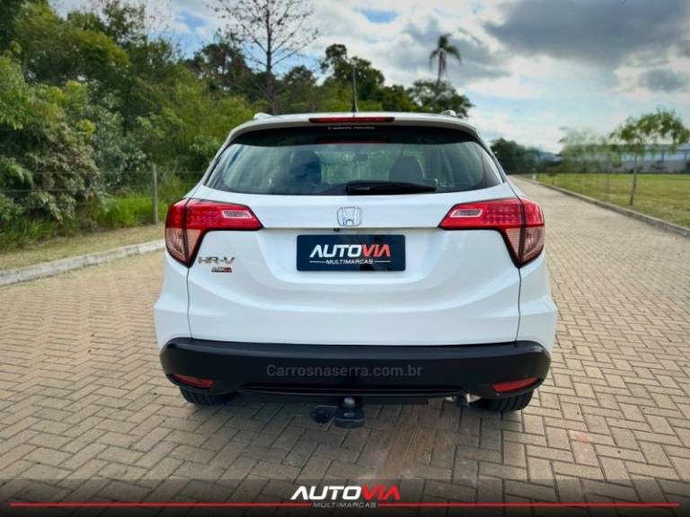 HONDA - HR-V - 2015/2016 - Branca - R$ 83.900,00