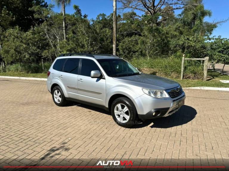 SUBARU - FORESTER - 2009/2010 - Cinza - R$ 42.900,00