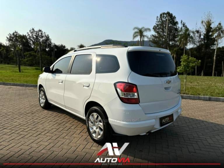 CHEVROLET - SPIN - 2016/2016 - Branca - R$ 63.900,00