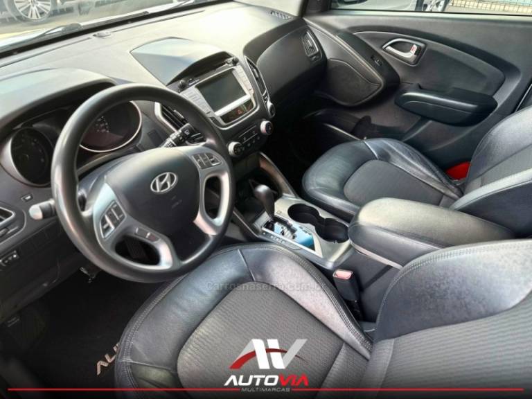 HYUNDAI - IX35 - 2012/2013 - Prata - R$ 67.900,00