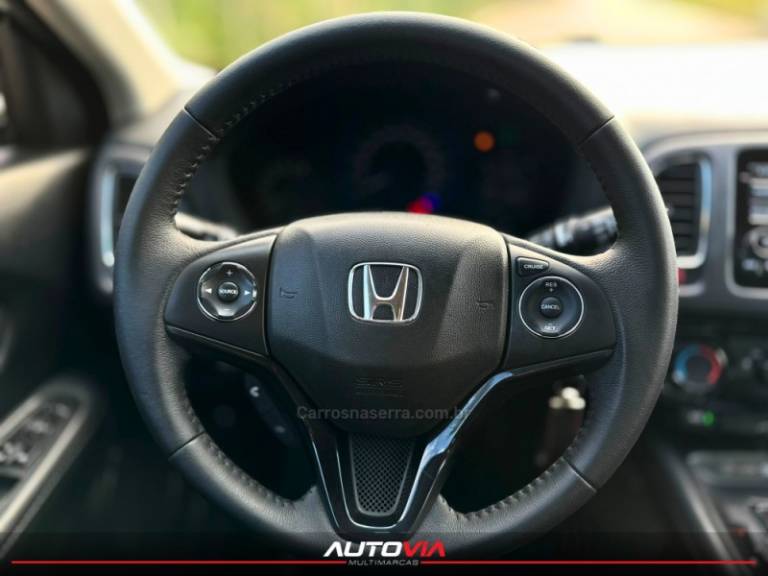 HONDA - HR-V - 2015/2016 - Branca - R$ 83.900,00